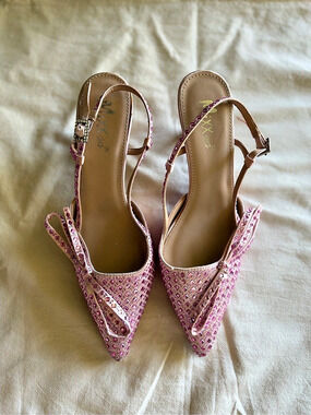 Mixx Shuz Pink Embellished Pointed-Toe Slingback Heels